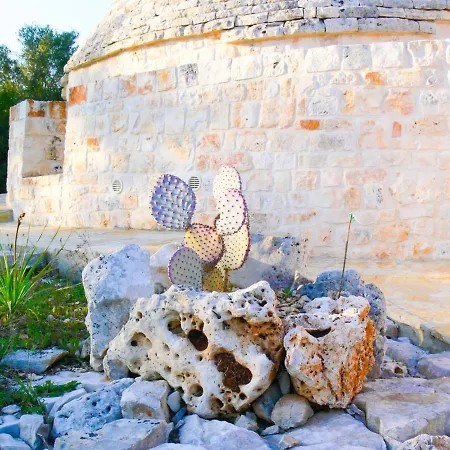 Trullo Rosa Gialla Villa *