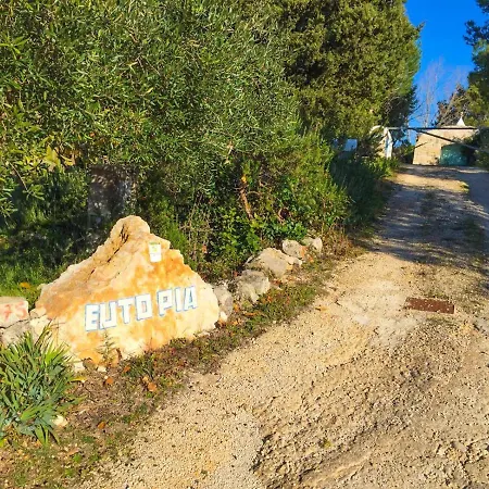 Trullo Rosa Gialla * Ostuni